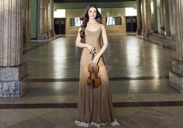 María Dueñas, estrella del violín: «Siento la responsabilidad de mantener viva la música clásica»